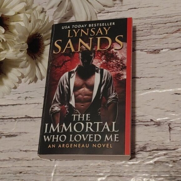 3/$13 The Immortal Who Loved me by Linsay Sands - Picture 1 of 4